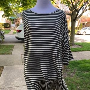LuLaRoe Irma Tunic Sz XL